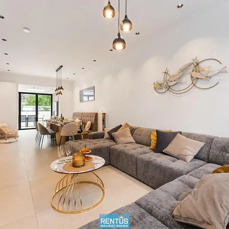 Сasa de vacaciones Maison Jacqueline - Unique Town House In